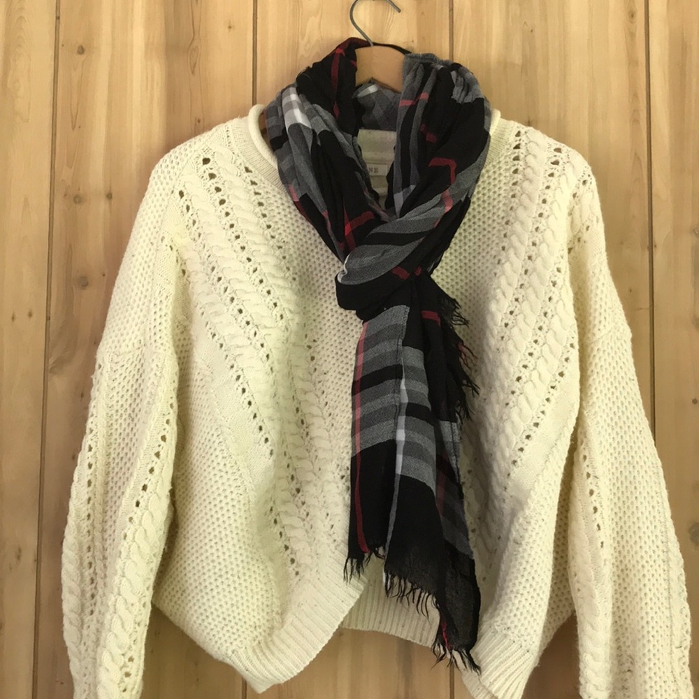 Sweater with scarf